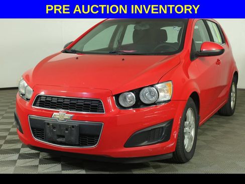 Used 2014 Chevrolet Sonic LT FWD image 1