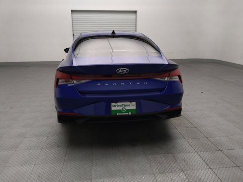 Used 2023 Hyundai Elantra SEL w/ Convenience Package FWD image 6