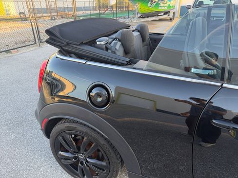 Used 2020 MINI Cooper John Cooper Works image 23