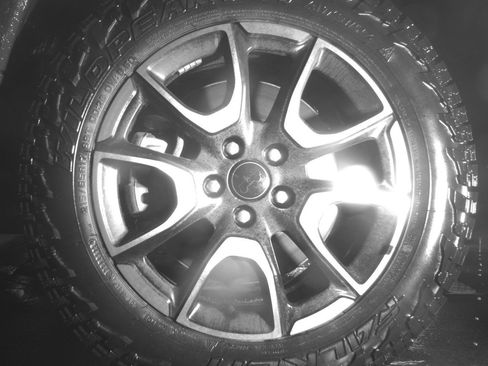 Used 2025 Jeep Compass Trailhawk image 12