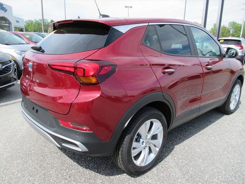 Used 2024 Buick Encore GX Preferred w/ Advanced Technology Package image 7