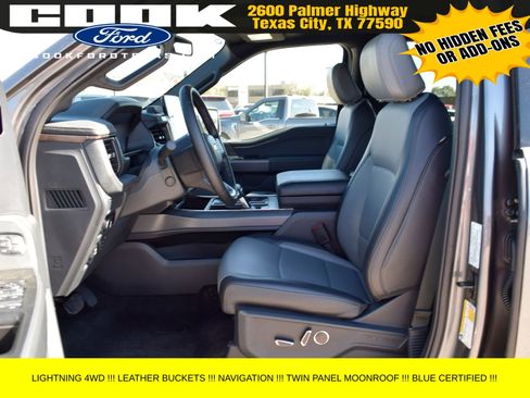 Used 2025 Ford F150 Lightning Lariat w/ Max Trailer Tow Package image 18