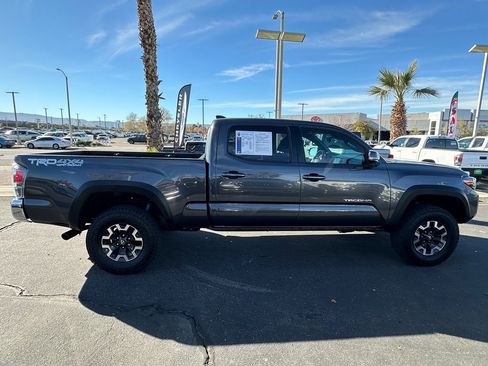 Used 2023 Toyota Tacoma 4x4 Double Cab image 8