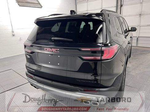 Used 2025 GMC Acadia Elevation FWD image 8
