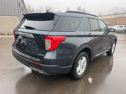 Used 2023 Ford Explorer XLT w/ Equipment Group 202A image 5