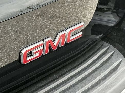 New 2026 GMC Yukon XL Denali AWD/4WD image 10