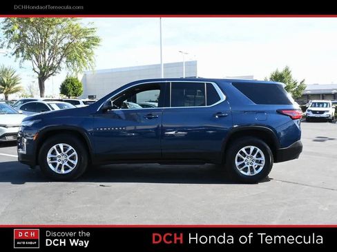 Used 2022 Chevrolet Traverse LS image 4