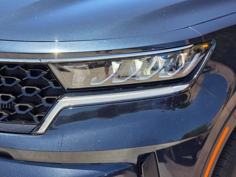 Used 2022 Kia Sorento S FWD image 6