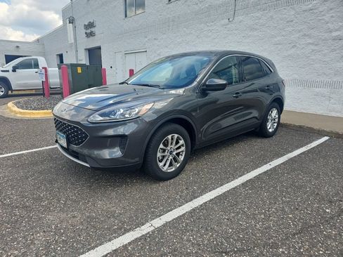 Used 2020 Ford Escape SE AWD/4WD image 3