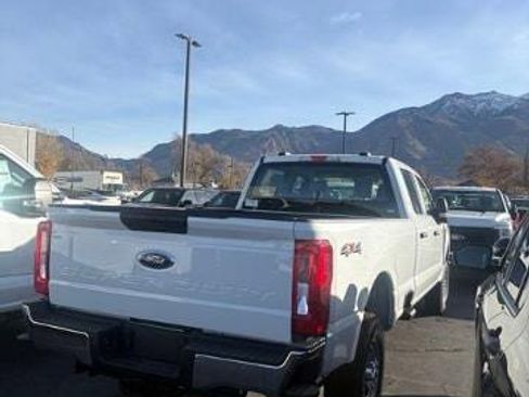 New 2026 Ford F250 XL w/ XL Chrome Package AWD/4WD image 4