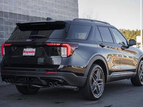 New 2026 Ford Explorer ST w/ Sun And Sound Package image 7