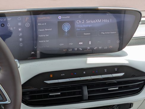 New 2026 Buick Enclave Avenir w/ Super Cruise Package FWD image 19