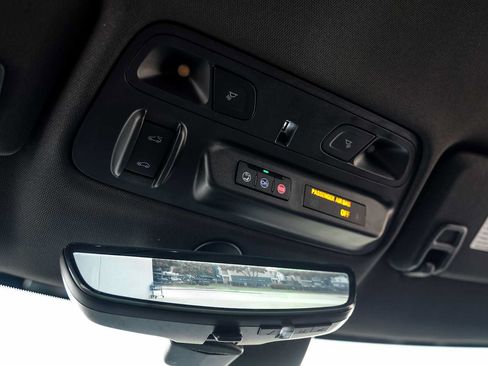 Used 2022 Chevrolet Camaro ZL1 RWD image 23