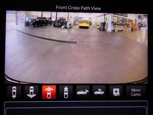 Used 2025 RAM 2500 Limited AWD/4WD image 17