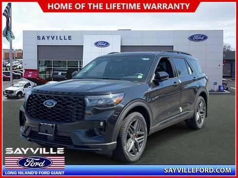 New 2026 Ford Explorer ST-Line w/ ST-Line Street Pack AWD/4WD image 1