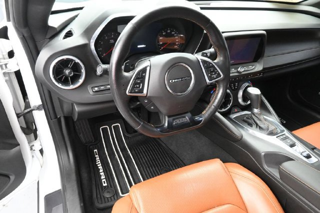 Used 2017 Chevrolet Camaro SS RWD image 25