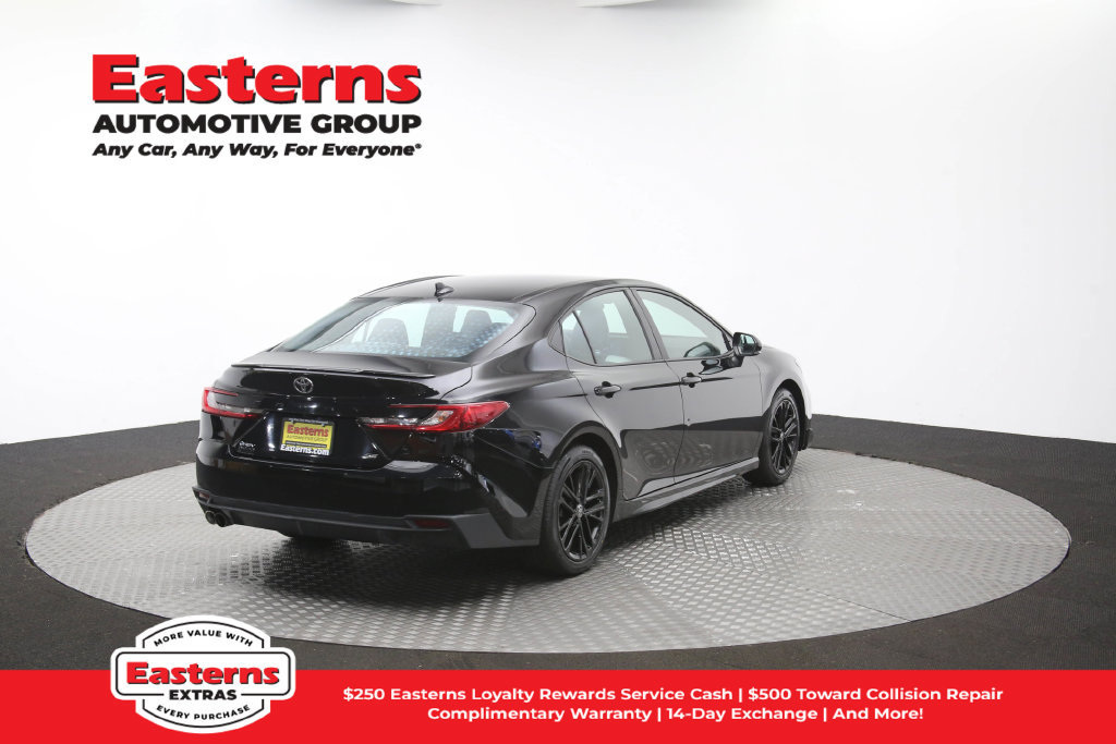 Used 2025 Toyota Camry SE FWD image 41