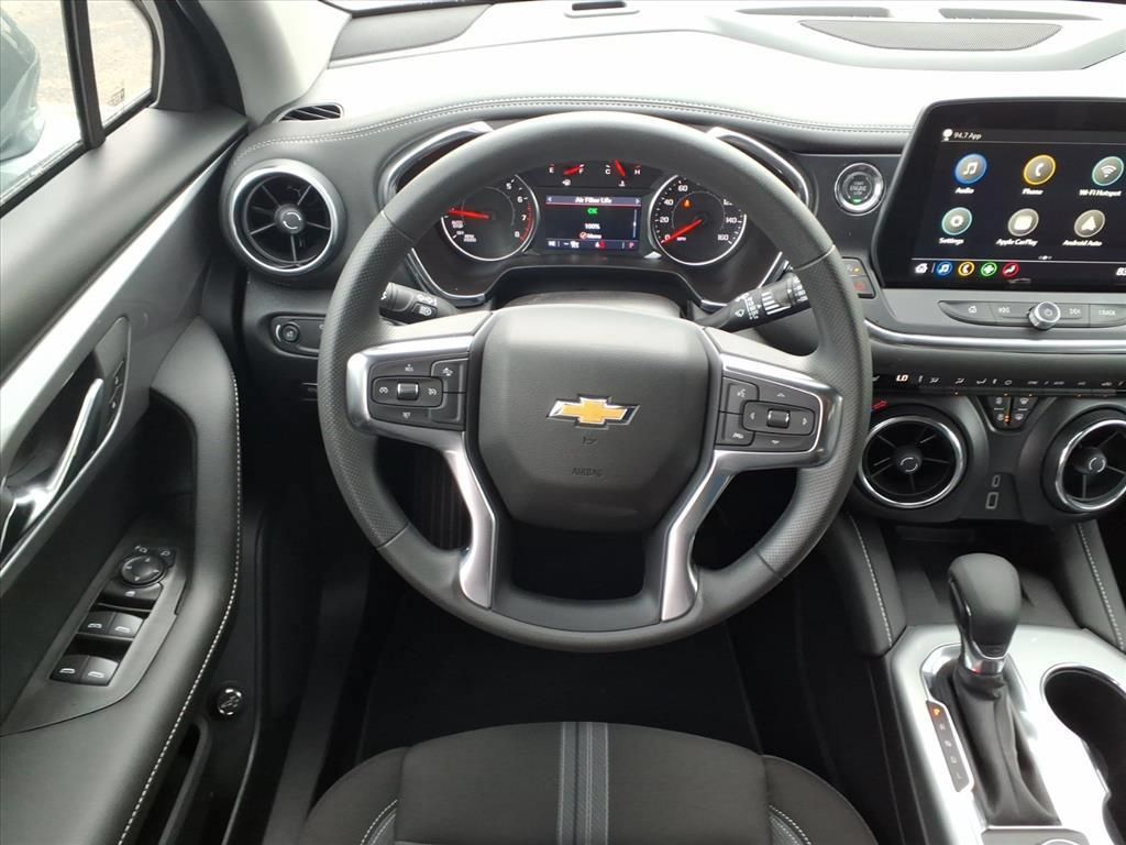 New 2026 Chevrolet Blazer LT w/ Convenience Package FWD image 23
