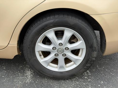 Used 2011 Toyota Camry LE w/ LE Extra-Value Pkg image 28