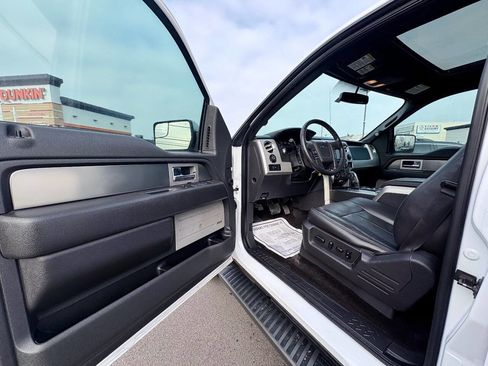 Used 2014 Ford F150 FX4 w/ Equipment Group 402A Luxury image 11