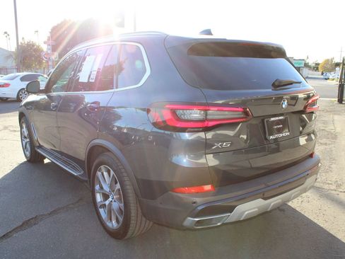 Used 2022 BMW X5 sDrive40i w/ Premium Package image 14