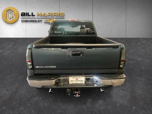 Used 2007 Chevrolet Silverado 1500 LT w/ Extended Cab Value Package AWD/4WD image 10