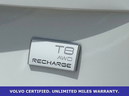 Certified 2024 Volvo XC90 T8 Ultimate w/ Lounge Package AWD/4WD image 10