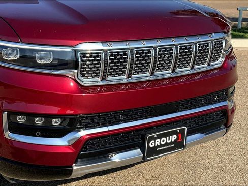 Used 2024 Jeep Grand Wagoneer L Series III image 28
