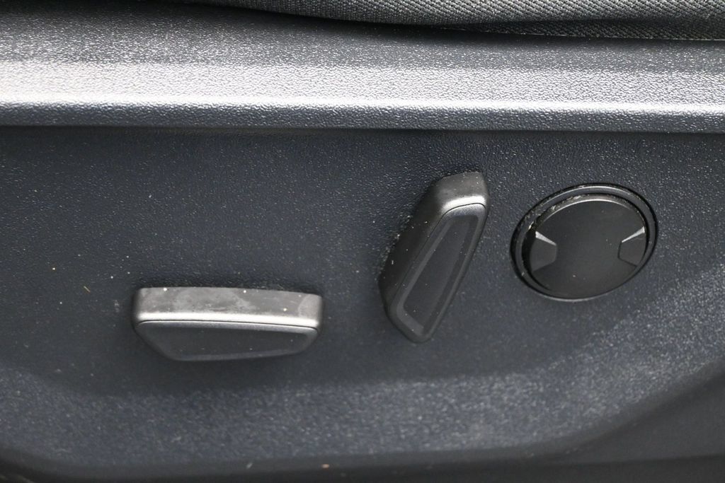 Used 2023 Ford F150 XLT w/ Equipment Group 302A High AWD/4WD image 11