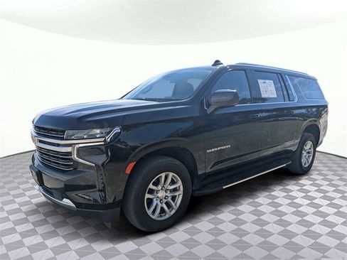 Used 2023 Chevrolet Suburban LT image 8