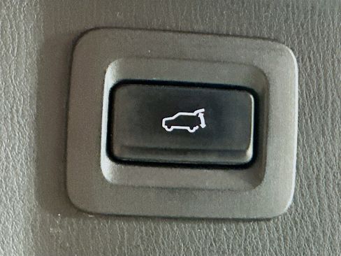 Used 2016 MAZDA CX-9 Touring image 31