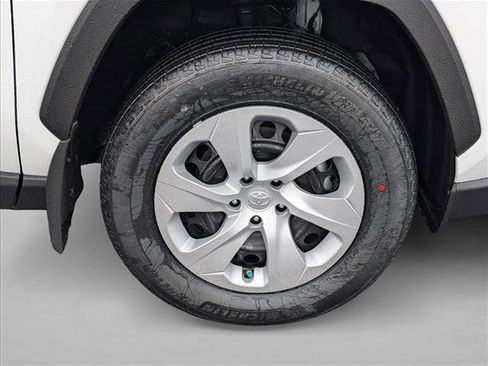 New 2025 Toyota RAV4 LE image 5