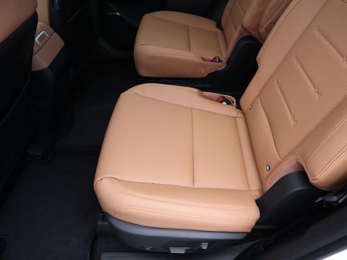 New 2026 Hyundai Santa Fe Limited AWD/4WD image 12