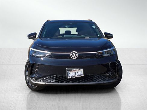 Certified 2023 Volkswagen ID.4 Pro image 2