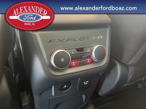 New 2026 Ford Explorer Platinum RWD image 27