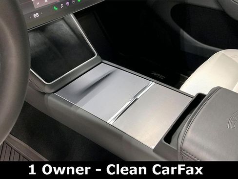 Used 2026 Tesla Model Y AWD image 14