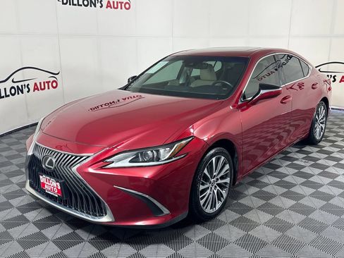 Used 2019 Lexus ES 350 w/ Premium Package FWD image 2