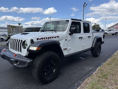Used 2022 Jeep Gladiator Mojave w/ Trailer Tow Package AWD/4WD image 3