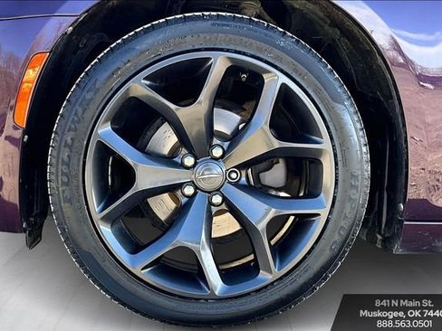 Used 2021 Chrysler 300 Touring w/ Sport Appearance Package image 31