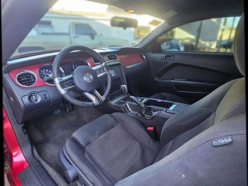 Used 2013 Ford Mustang Coupe image 11