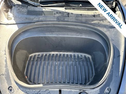 Used 2025 Tesla Model 3 Long Range RWD image 26