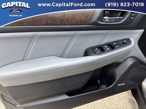 Used 2018 Subaru Outback 2.5i Limited AWD/4WD image 20