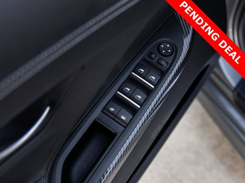 Used 2018 BMW 640i Convertible image 19