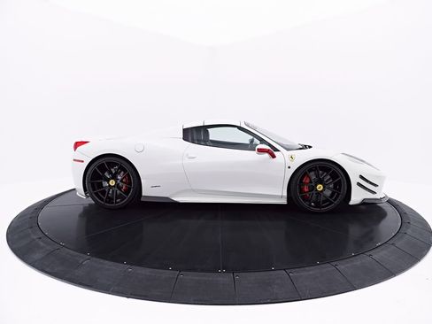 Used 2014 Ferrari 458 Spider RWD image 24