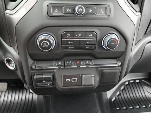 Used 2025 Chevrolet Silverado 2500 W/T w/ WT Convenience Package AWD/4WD image 21