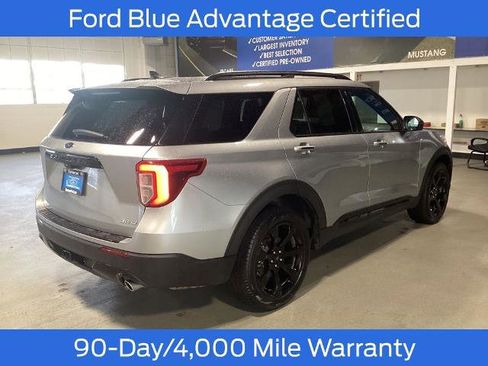Certified 2024 Ford Explorer ST-Line w/ Class IV Trailer Tow Package image 7