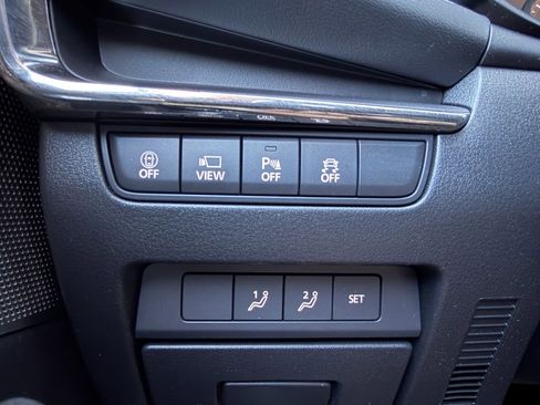 Used 2022 MAZDA MAZDA3 s image 27