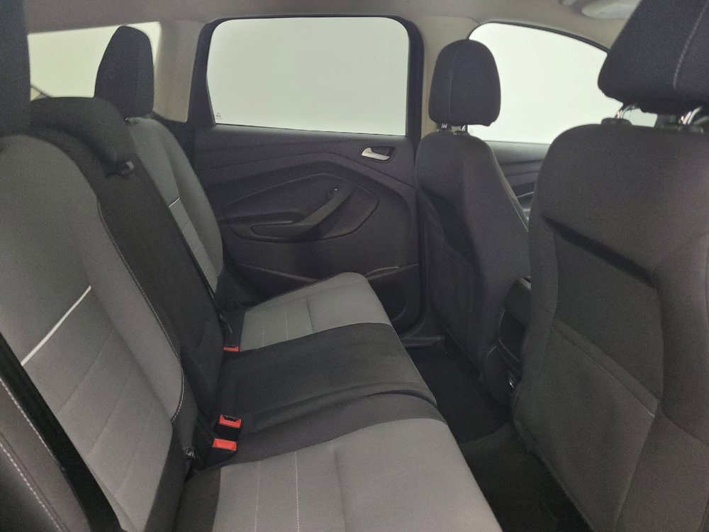 Used 2015 Ford Escape SE FWD image 19