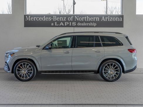 New 2026 Mercedes-Benz GLS 450 4MATIC image 2