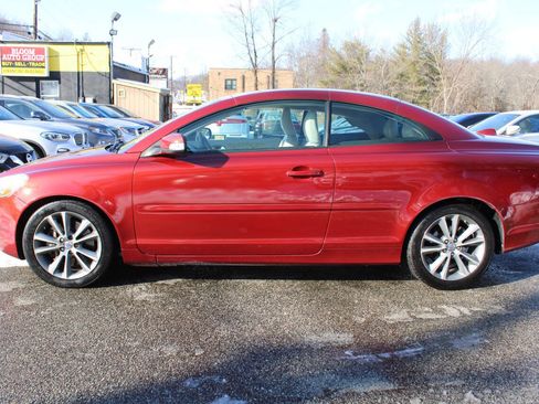 Used 2013 Volvo C70 T5 w/ Climate Pkg image 12